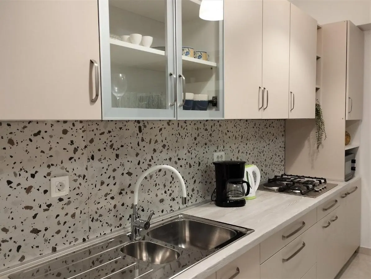 Vladimir 4+1 Apartment Crikvenica